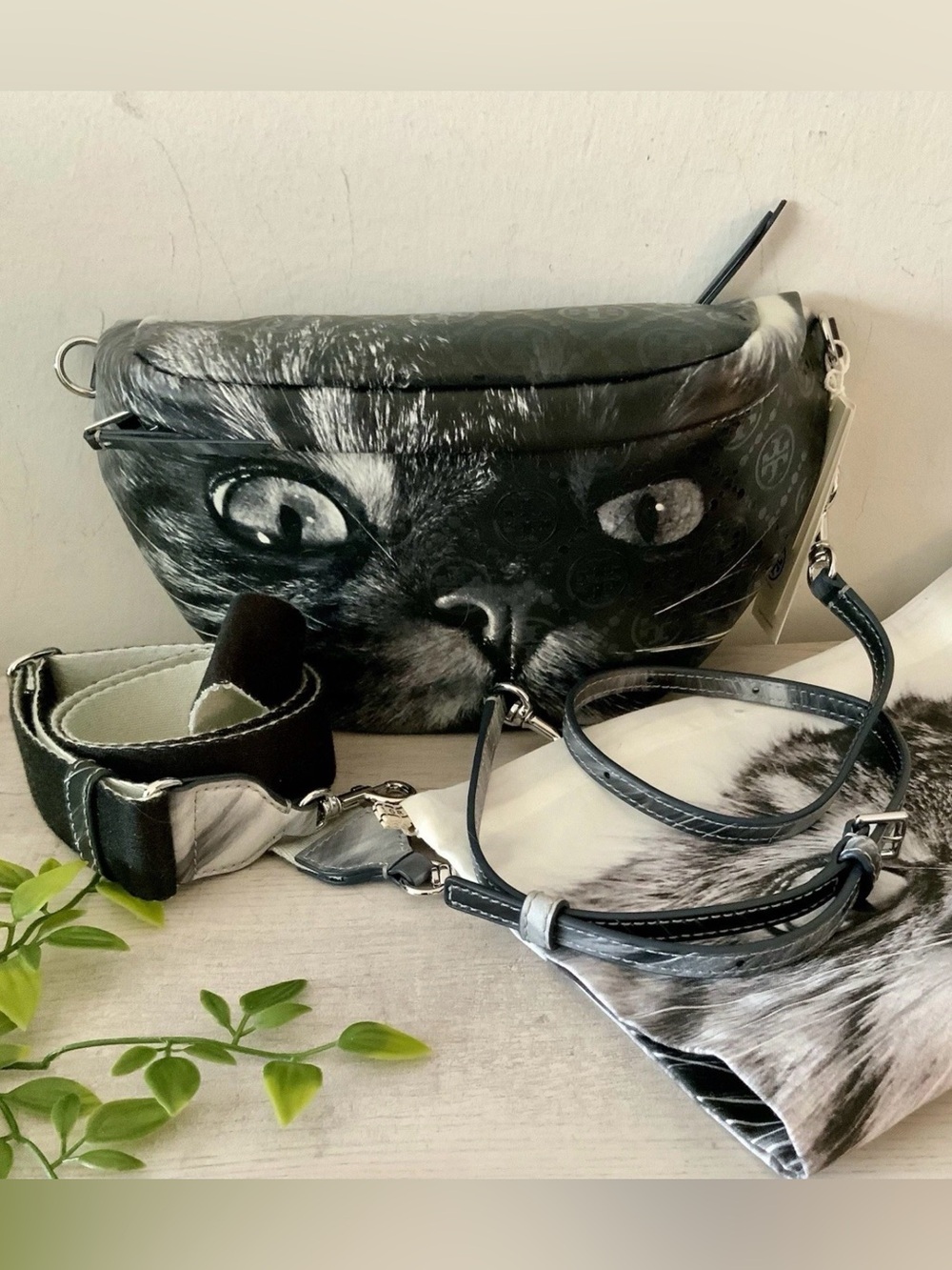 NWT TORY BURCH RARE T MONOGRAM CAT BELT SLING BAG LTD. ED.